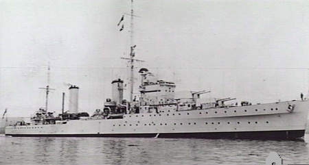 文件:HMS Galatea AWM 302395.jpeg