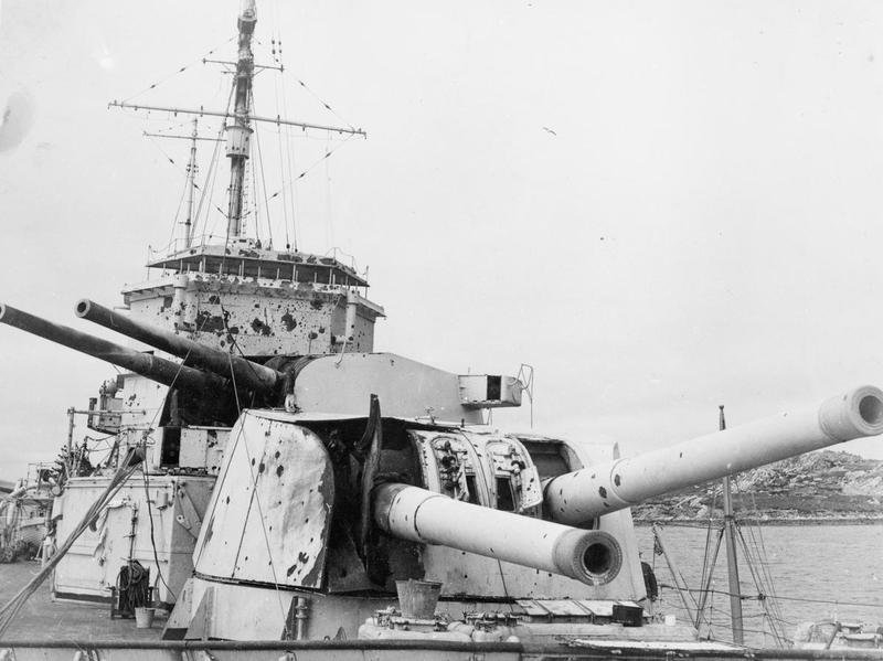 文件:Exeter'sDamage1939.jpg