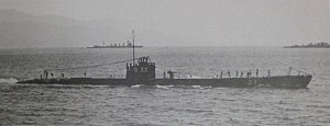 同级舰吕-33号潜艇