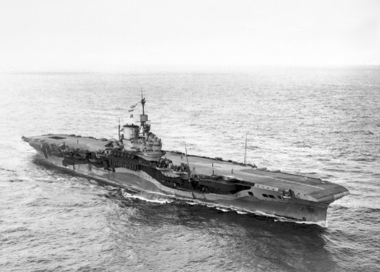 文件:HMS Formidable underway in 1942.jpg