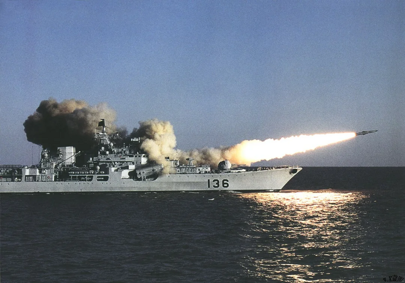 文件:PLANS Hangzhou 136 Moskit Missile.webp