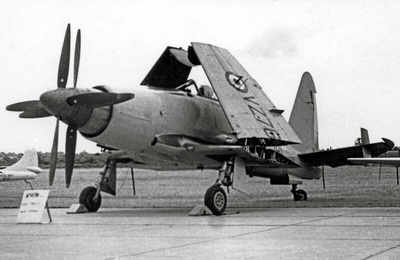 文件:Westland Wyvern S.4 VZ765 '181' Stretton 25.06.55 edited-2.jpg