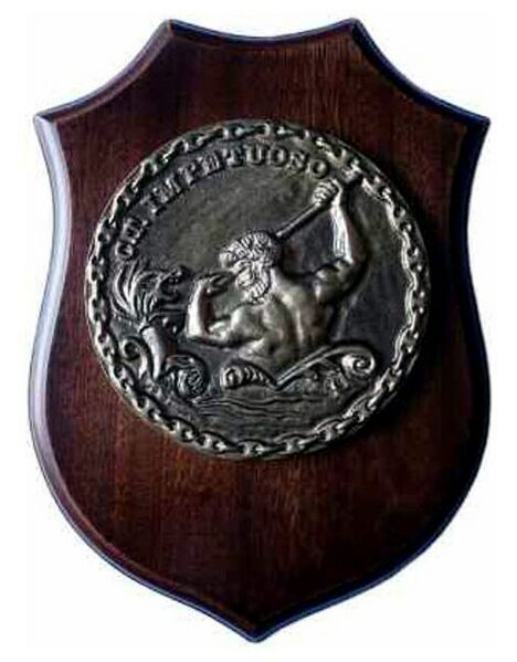 文件:Crest Impetuoso.jpg