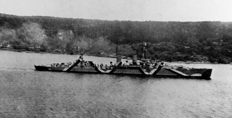 文件:German cruiser Emden NH 80887.jpg