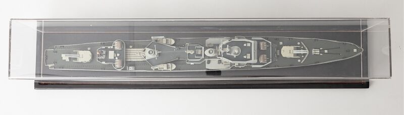 文件:HSwMS Södermanland Model Top.jpg