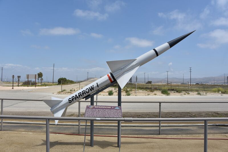 文件:AIM-7A Magu.jpg