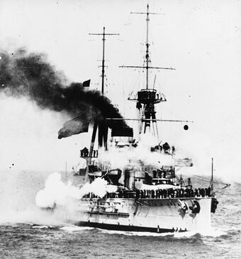 1932年进行副炮射击测试的海梅一世号