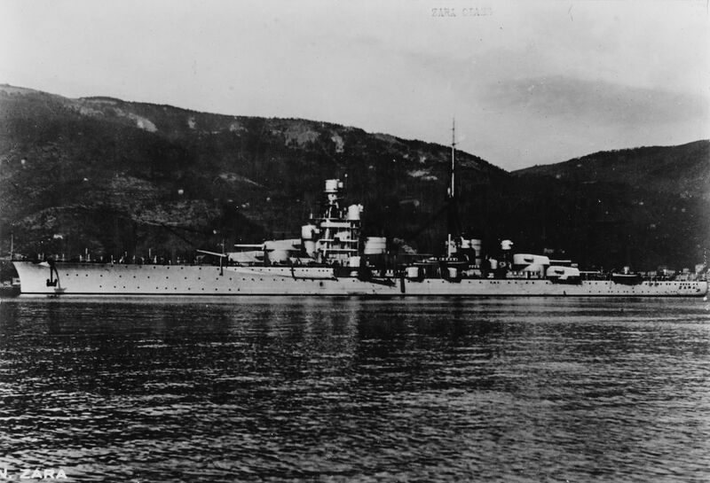 文件:Italian cruiser Zara NH 111457.jpg