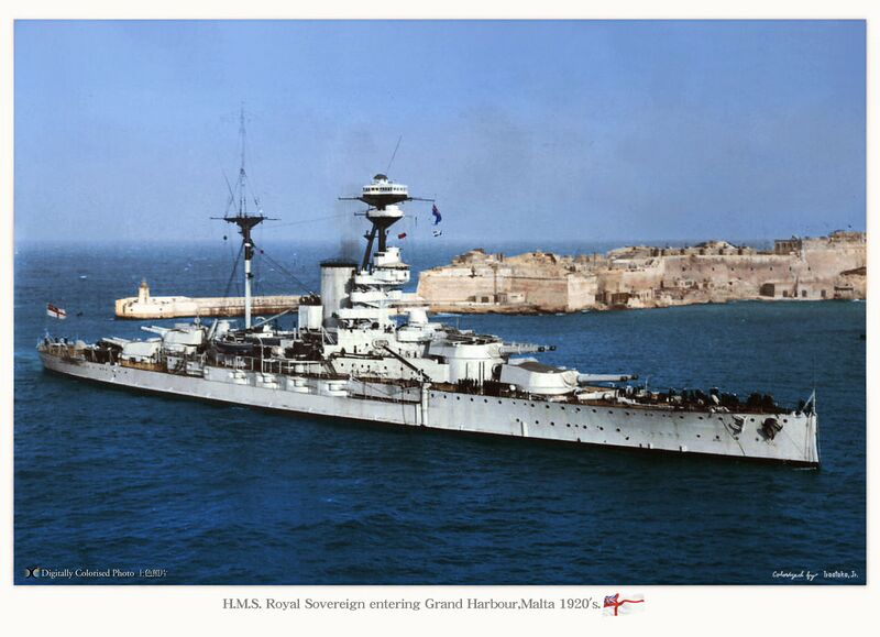 文件:Royal-navy-revenge-class-battleship-hms-royal-sovereign-entering-the-grand-harbor-of-malta-1920s.jpg