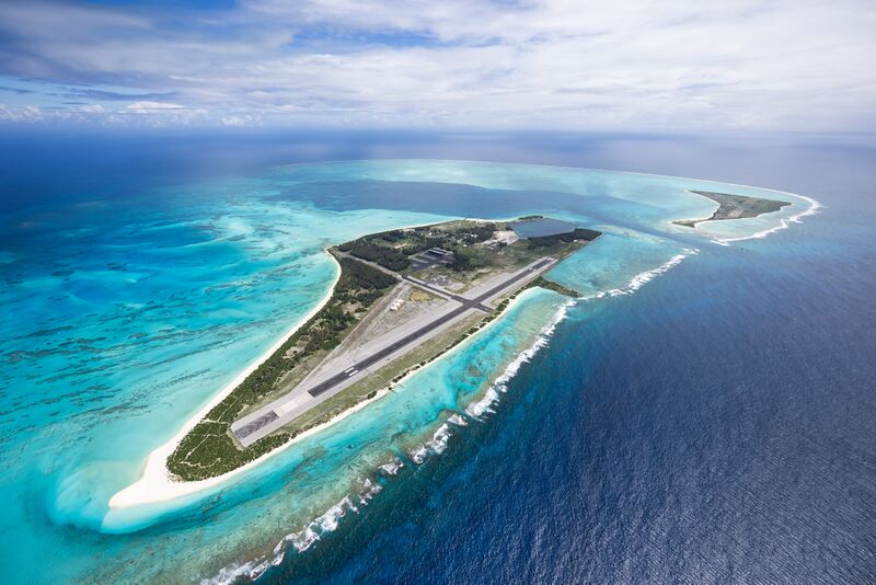 文件:Usfws-midway-atoll-nwr-aerial-view.jpg