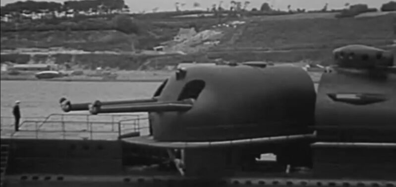 文件:WNFR 8-50 m1924 Surcouf train pic.jpg
