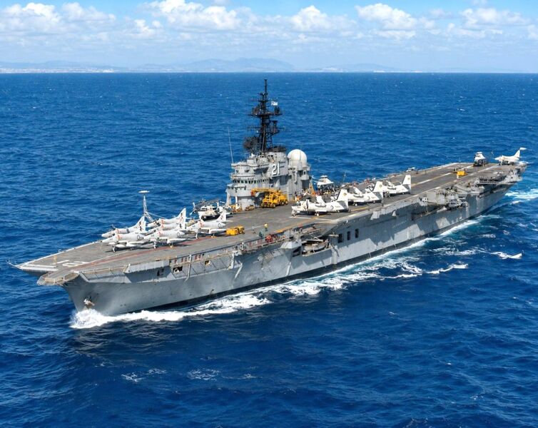 文件:Australian-aircraft-carrier-hmas-melbourne-r21-circa.jpeg