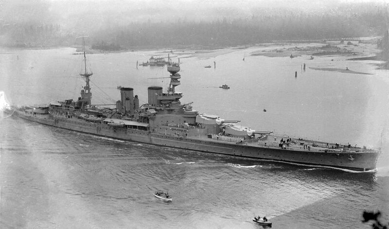 文件:HMS Repulse entering Vancouver Harbour 1924.jpg