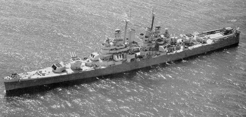 文件:USS Montpelier (CL-57) in 1945.jpg