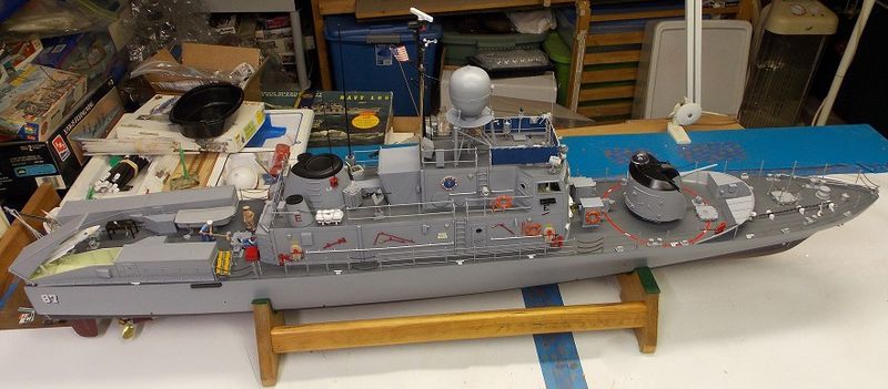 文件:USS Ready PG-87 model.jpg