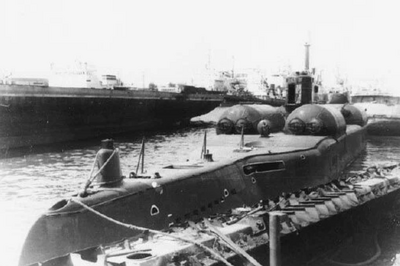 613E型实验潜艇