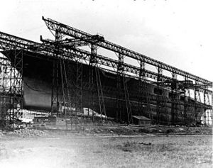 330px-USS Lexington (CV-2) on building ways, 1925.jpg