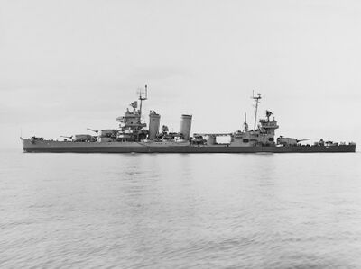 1945年3月在马雷岛海军造船厂维修中的新奥尔良